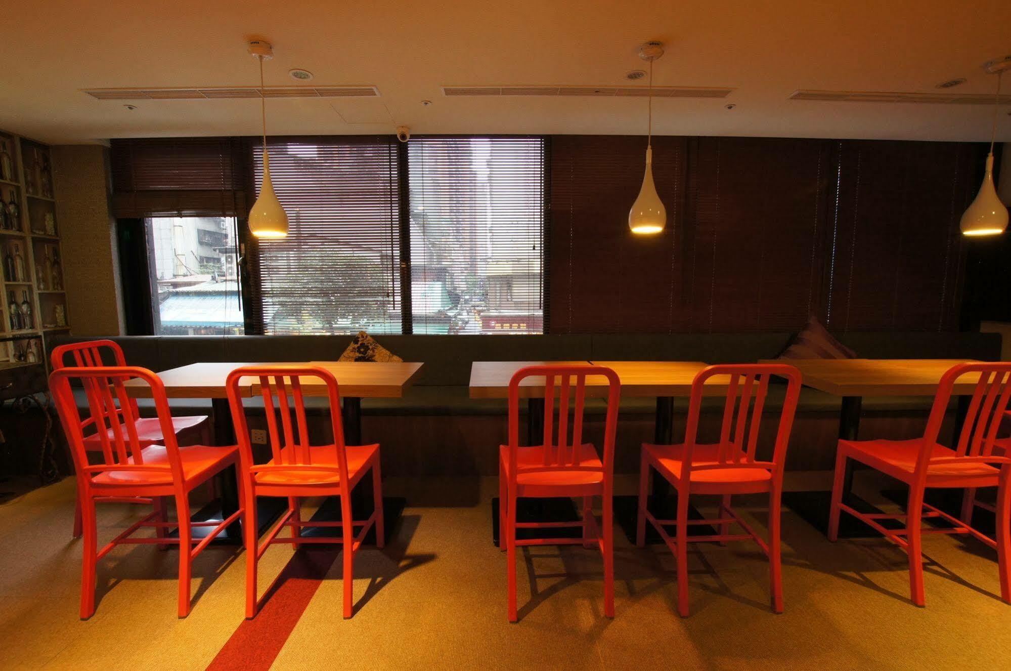 Colors Infinity Inn Taipei Eksteriør bilde